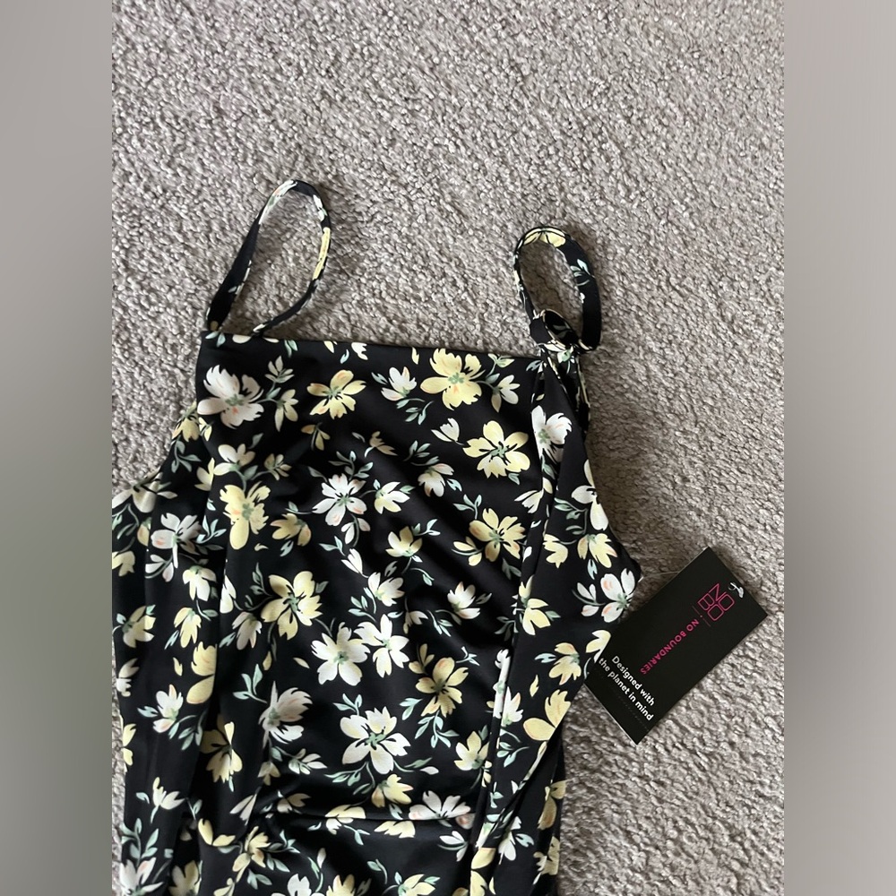 NO BOUNDARIES DRESS - Picture 3 of 5